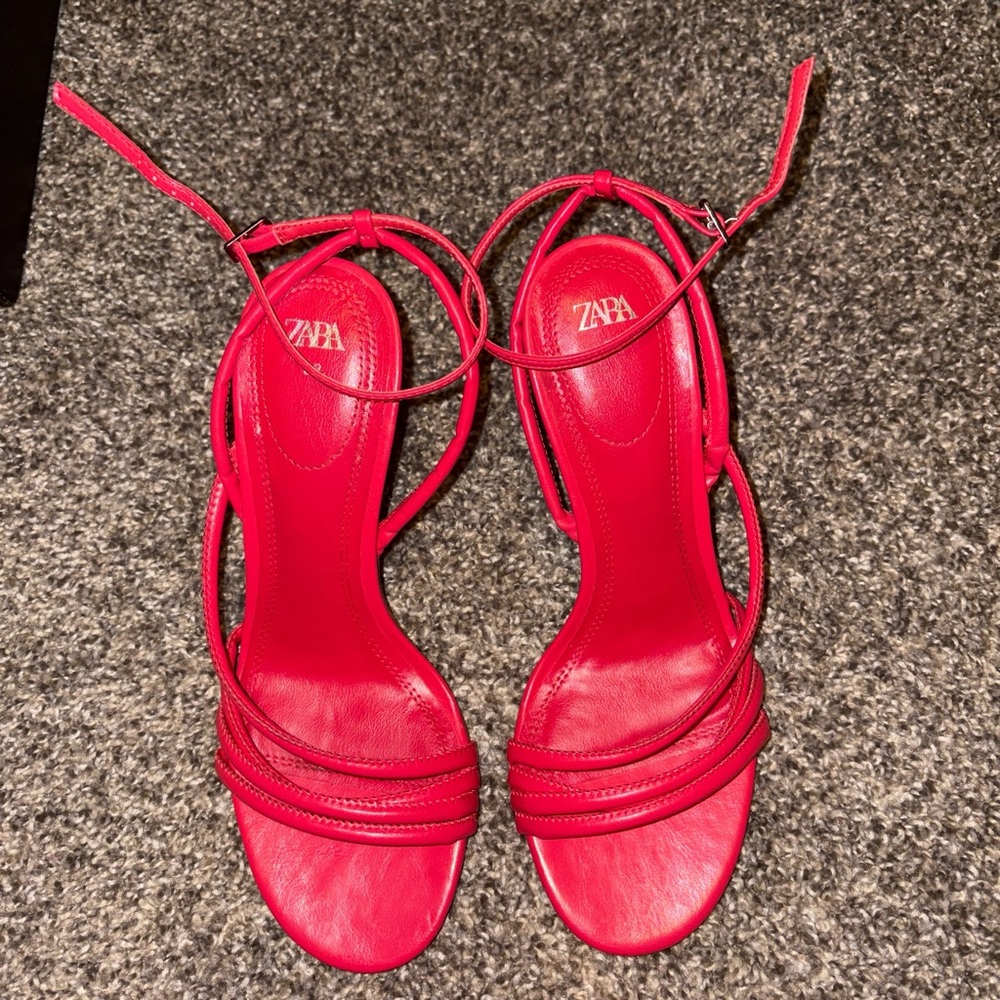 Zara Women's Bold Red Sandals